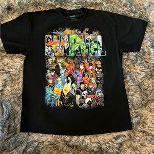 Disney Marvel Superheroes Group Shot Short Sleeved T-Shirt Size XL